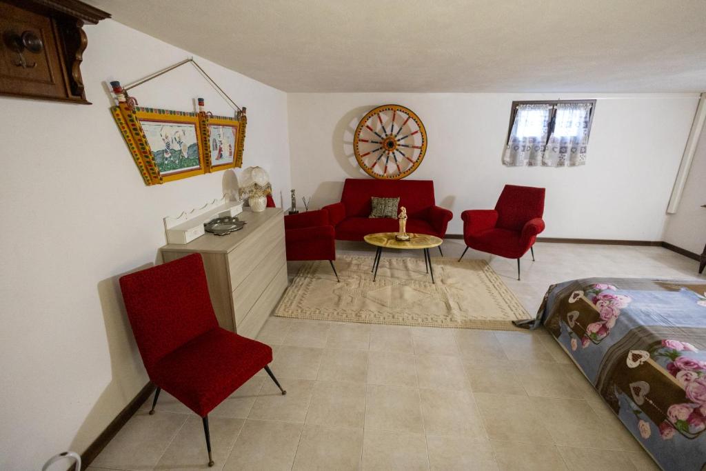 Posedenie v ubytovaní Casa Caronia