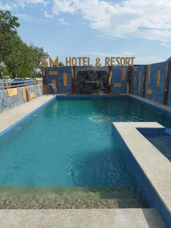 Bazén v ubytování Solis Mansion Resort and Events Place up to 70 plus pax nebo v jeho okolí
