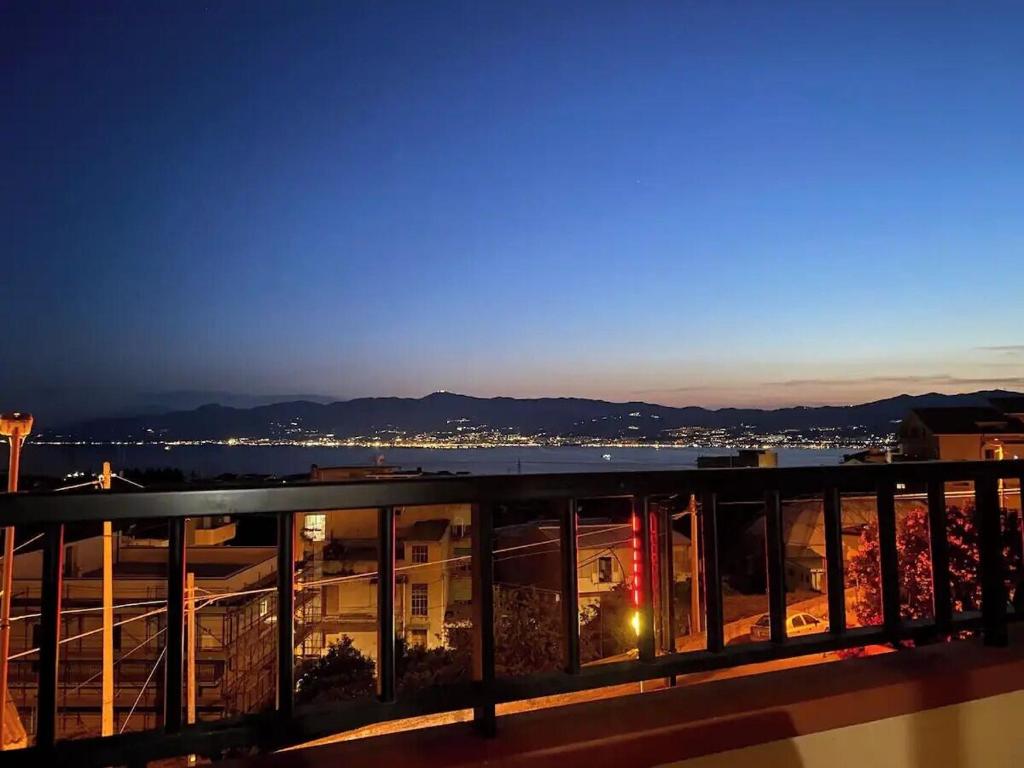 Nespecifikovaný výhled na hory nebo výhled na hory při pohledu z apartmánu