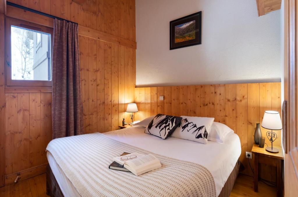 Résidence Pierre & Vacances Premium Les Fermes De Méribel - Superior Three-Bedroom Duplex Apartment (7 People)