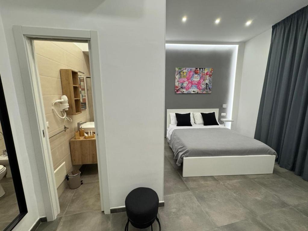 Napolitan Pop House - Double Room With Balcony