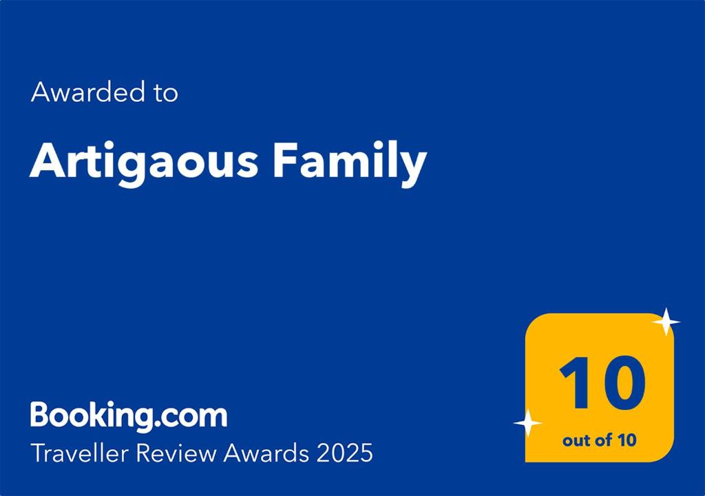 Certifikát, hodnocení, plakát nebo jiný dokument vystavený v ubytování Artigaous Family