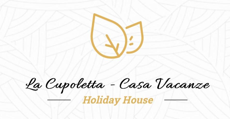 トレヴィニャーノ・ロマーノにあるLa Cupoletta -Holiday House - GILDAのaacioria casa valanca holiday house