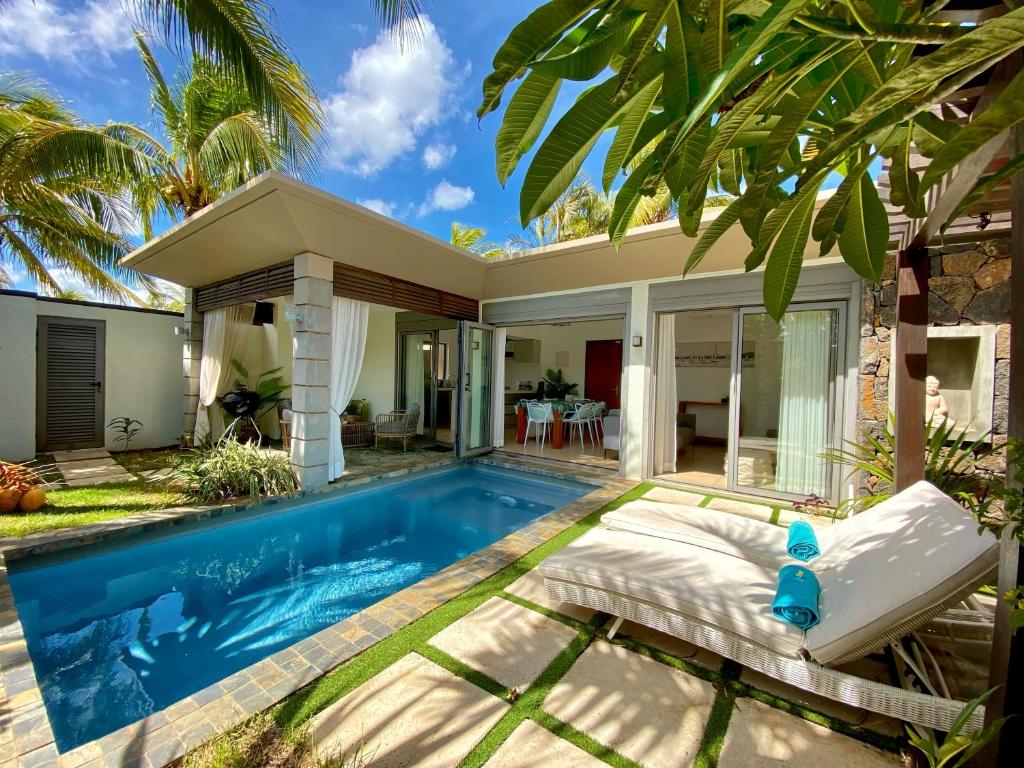 Modern Villa with Private Pool, Grand Baie (updated prices 2026)