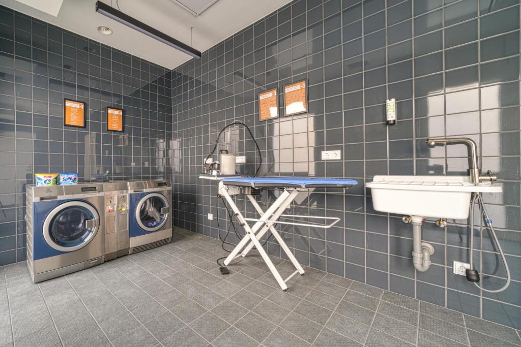 INA Boutique Hannover-Linden - Digital Access - Resim 24