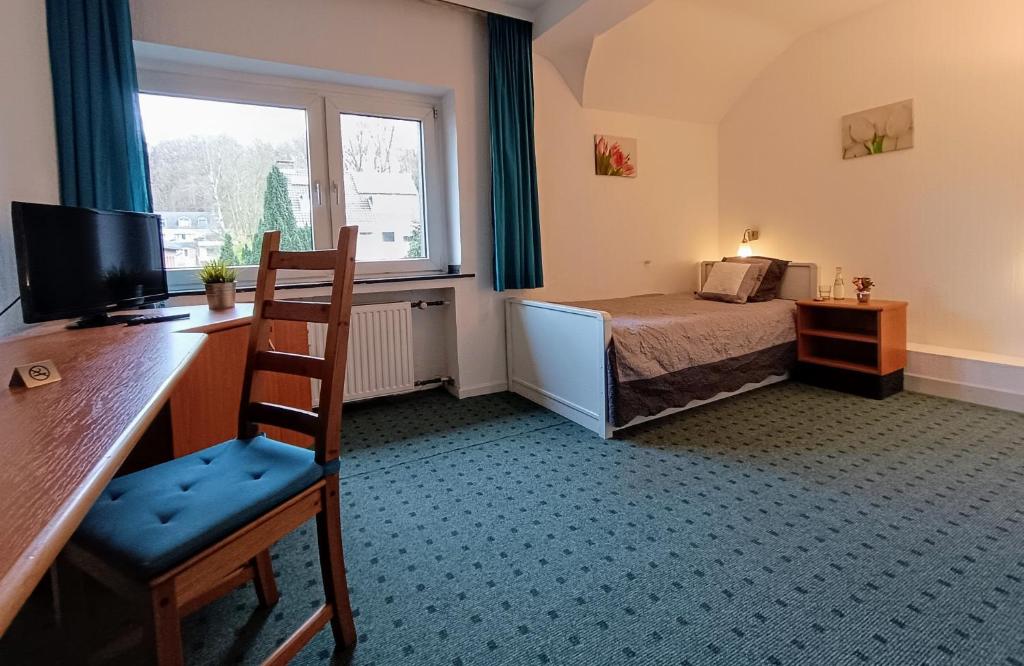 Waldhotel Unterbach - Resim 2