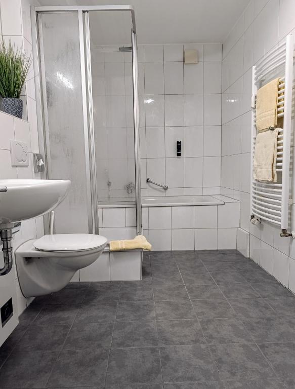 Waldhotel Unterbach - Resim 7