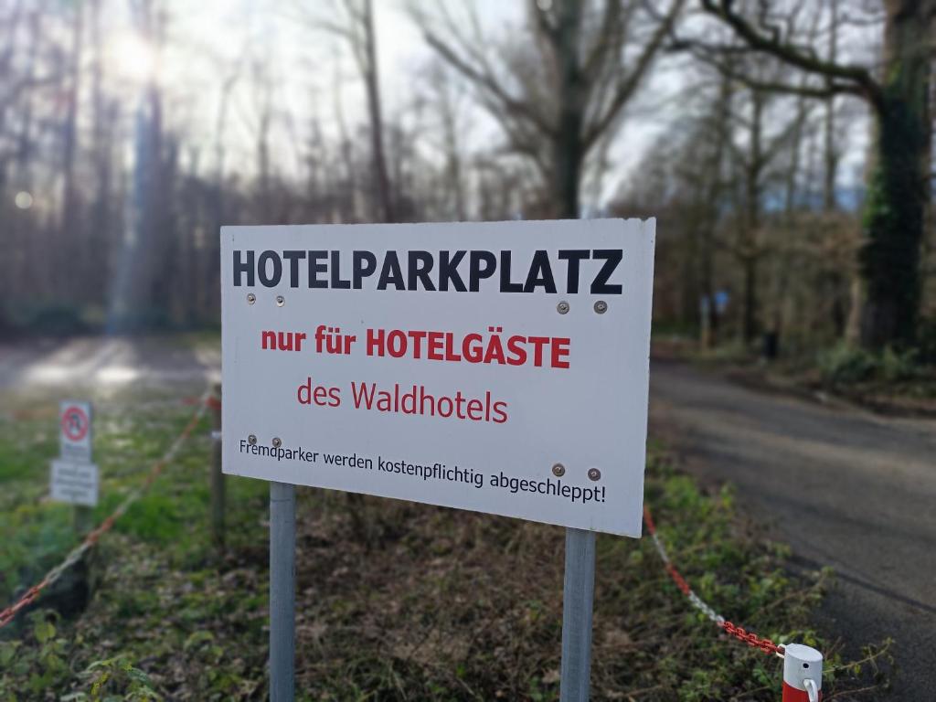 Waldhotel Unterbach - Resim 9