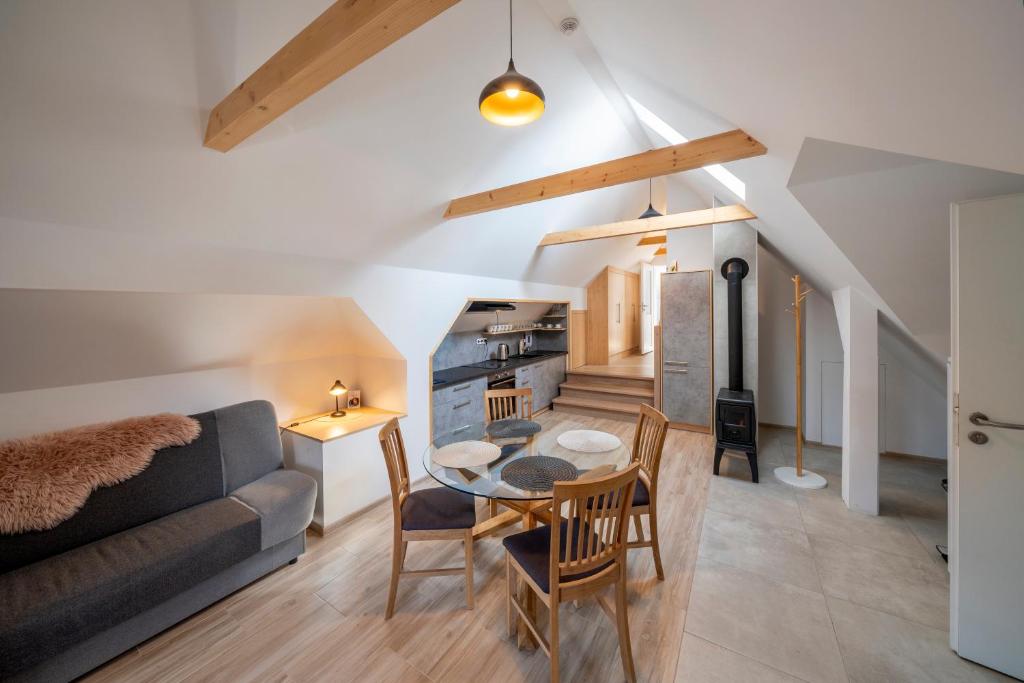 Apartmány Pod náměstím 2 - 1