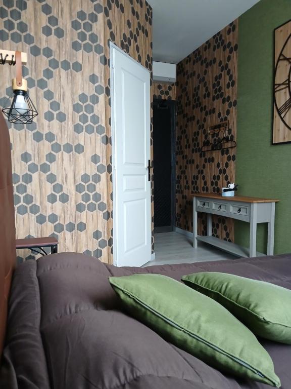 Route 137 - Double Room