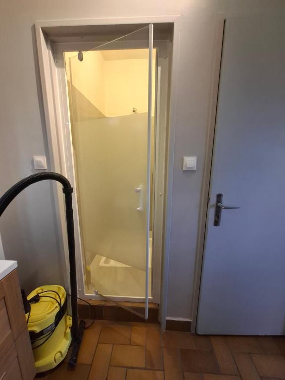 gîte l'œuf ou la poule, parking privé, sur domaine viticole – photo 13