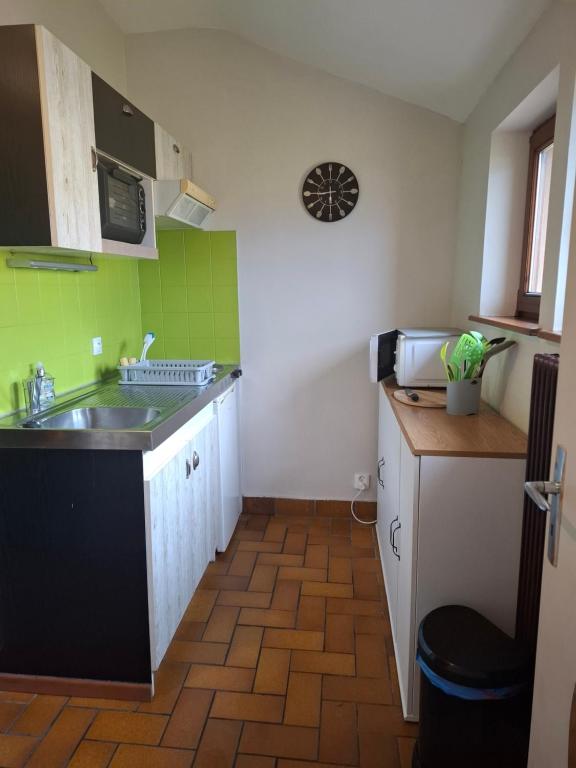 gîte l'œuf ou la poule, parking privé, sur domaine viticole – photo 8