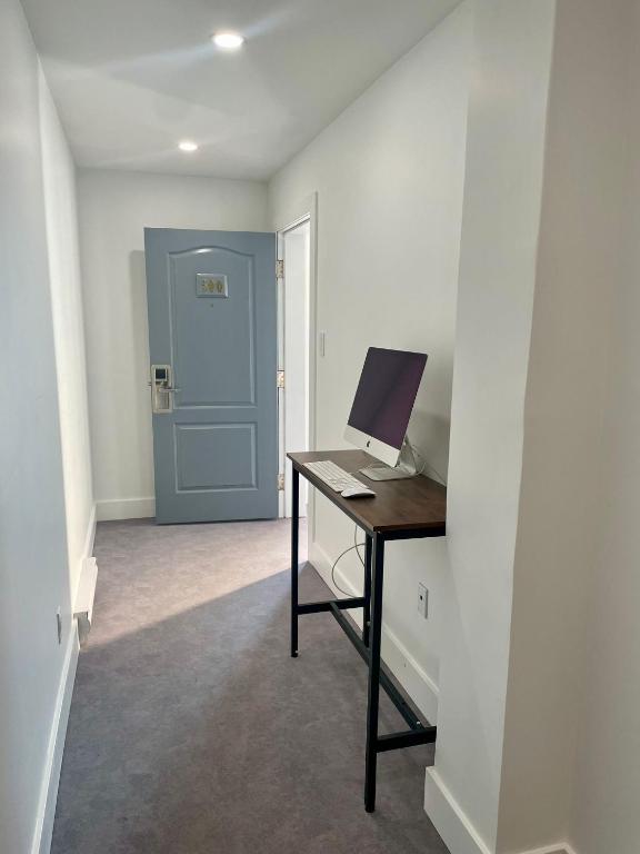 Fotografie z fotogalerie ubytování Econo Lodge Hotel Brossard v destinaci Brossard