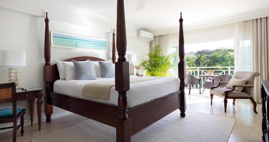 Sandals Ochi Beach All Inclusive Resort - Couples Only - Riviera Bamboo Grove Deluxe Room (DL)