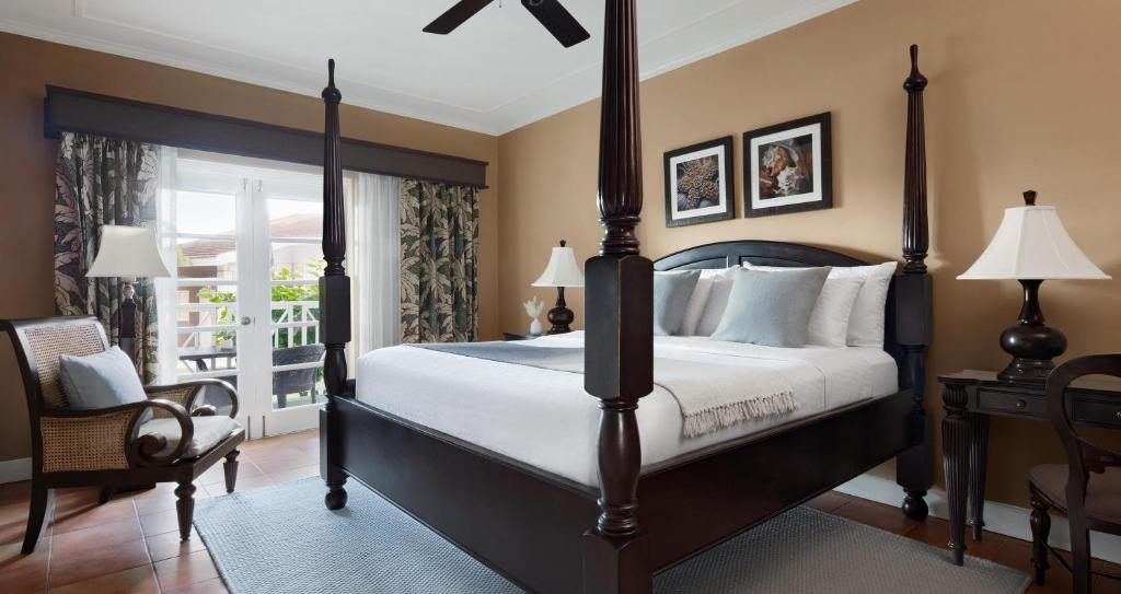 Sandals Ochi Beach All Inclusive Resort - Couples Only - Lua De Lua De Mel