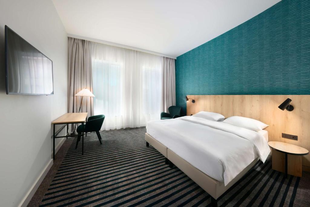 Postel nebo postele na pokoji v ubytování Park Inn by Radisson Brussels Centre Midi