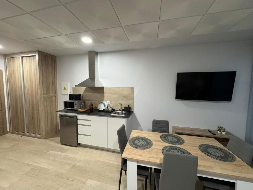 Apartamentos Turisticos Peregrin Palas - 10