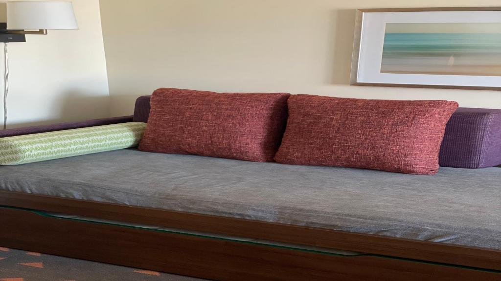 Holiday Inn & Suites Kalamazoo West photo