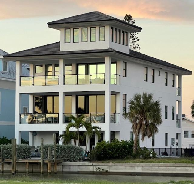 Budova, kde se prázdninový dům nachází