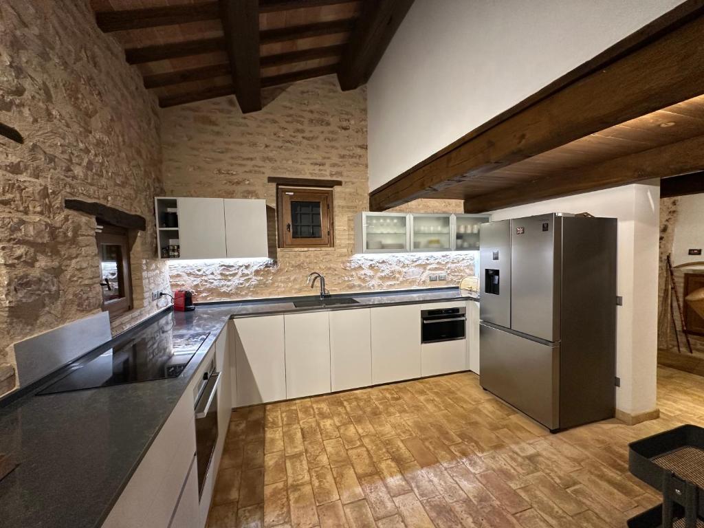 Kuchyň nebo kuchyňský kout v ubytování Spello Sant'Onofrio