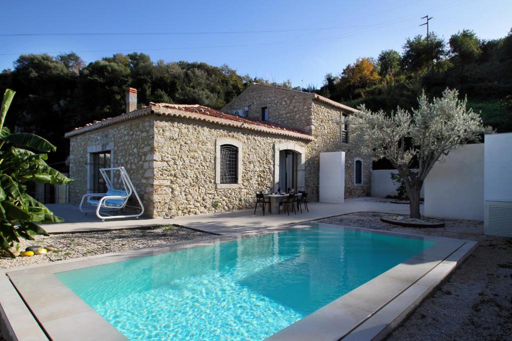 Bazén v ubytování Villa Strega con Piscina Riscaldata nebo v jeho okolí
