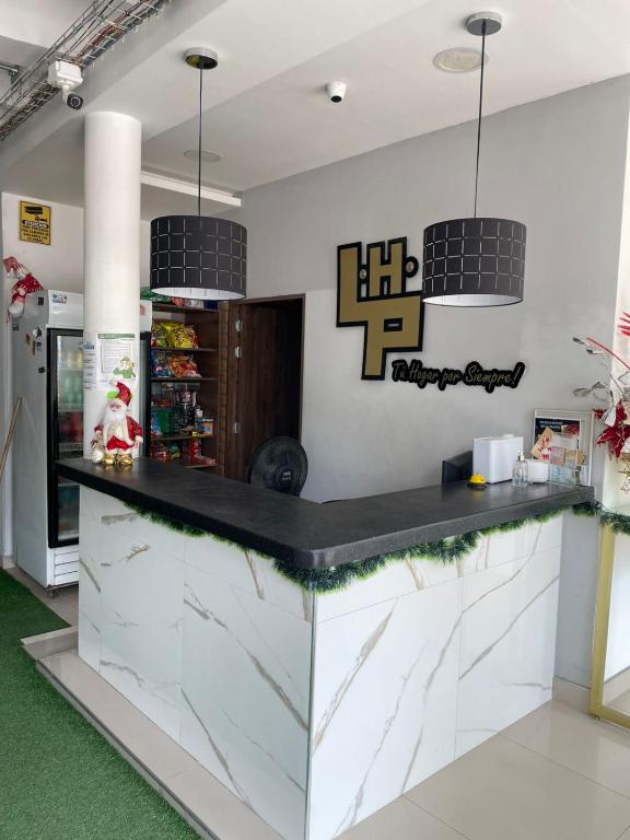 Kuchyň nebo kuchyňský kout v ubytování HOTEL LIGHT PLAZA
