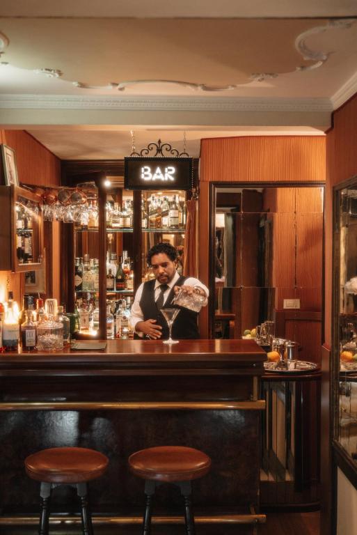 Hotel Flora - Resim 5