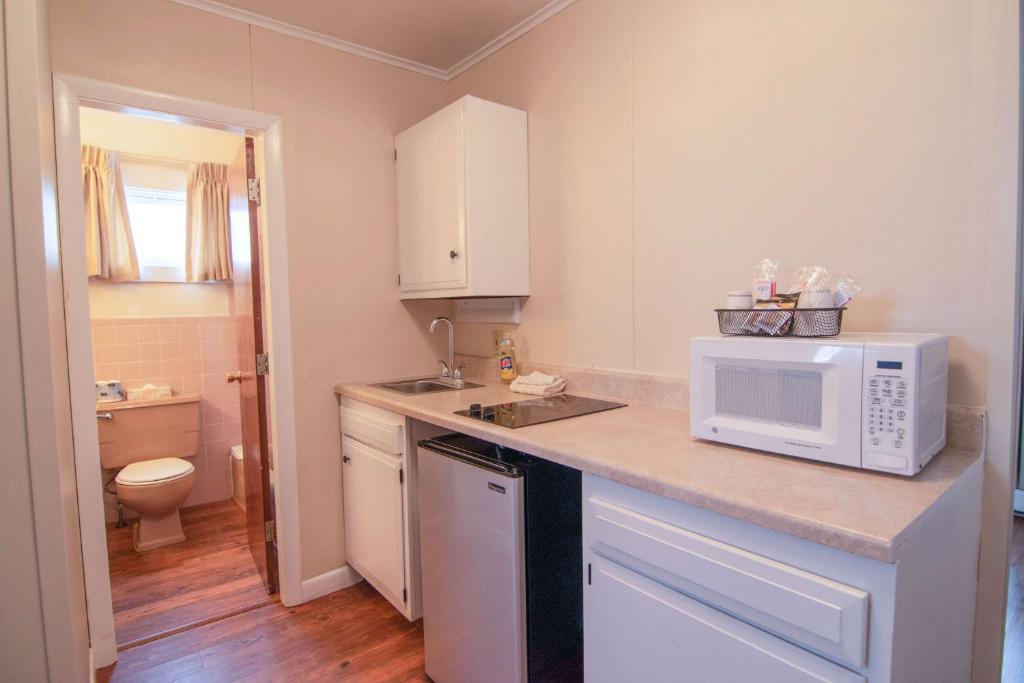 Ocean House Boutique Hotel & Motel photo