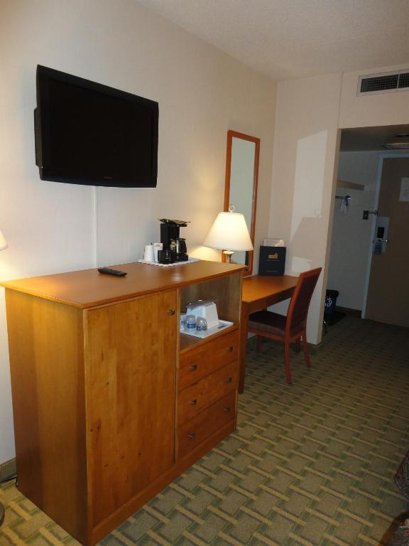 Travelodge by Wyndham Edmonton East - Resim 22