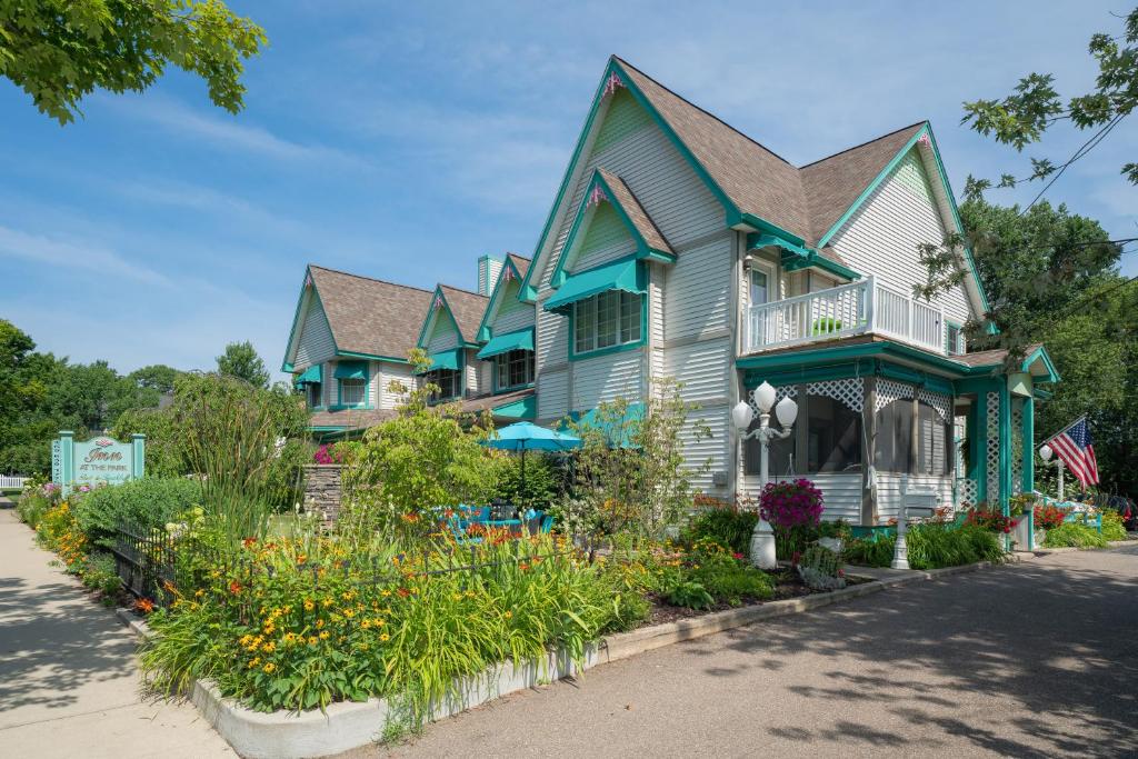 Inn at the Park Bed and Breakfast photo