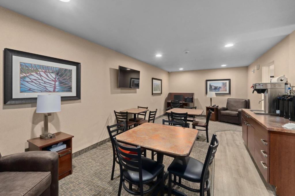 Posezení v ubytování MainStay Suites Spokane Valley