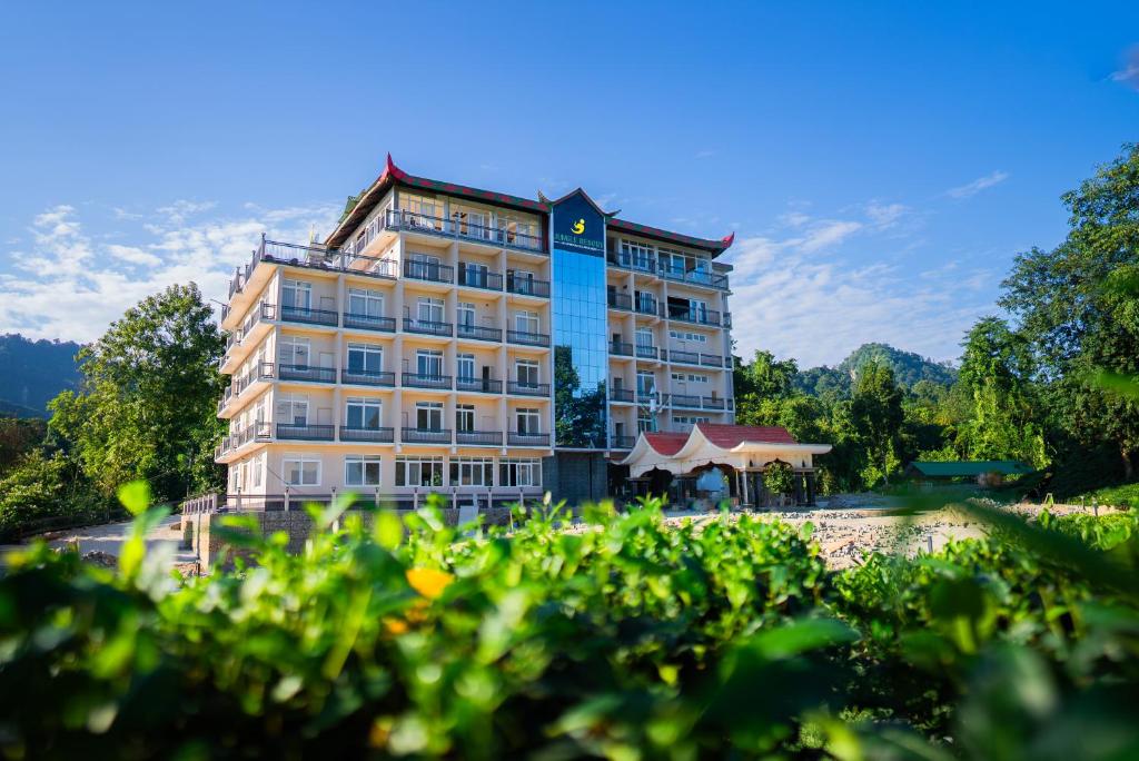 Το κτήριο όπου στεγάζεται  το ξενοδοχείο