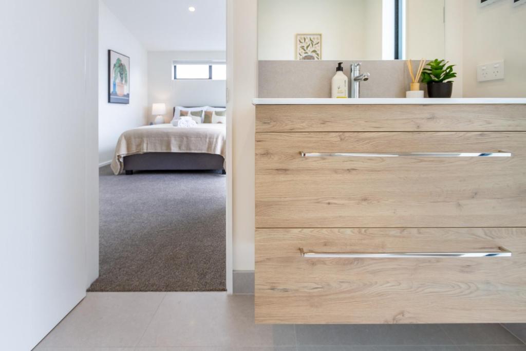 Spacious City Retreat Perfect for Getaways - Resim 23