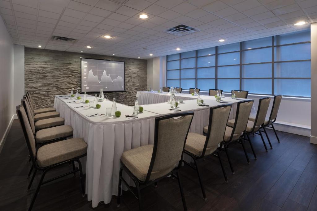 Executive Hotel Cosmopolitan Toronto - Resim 42