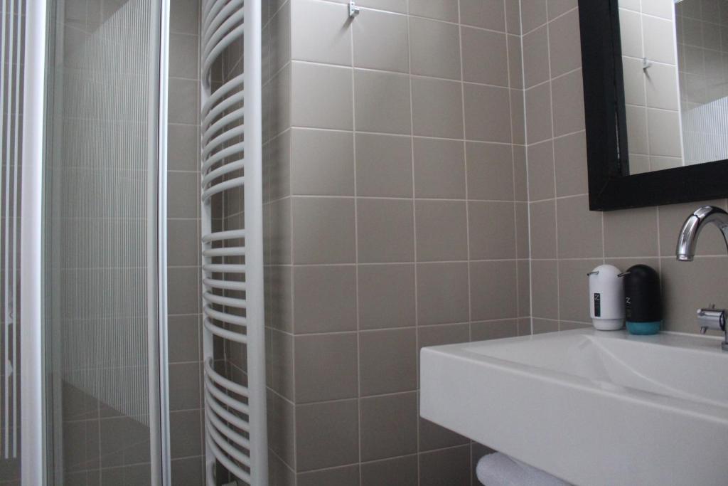 Koupelna v ubytování Hotel Pannenkoekhuis Vierwegen