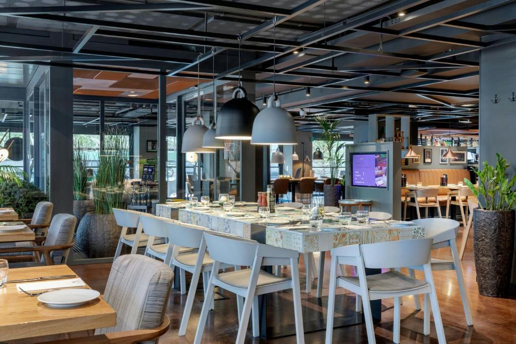 Restaurace v ubytování Courtyard by Marriott Brussels EU