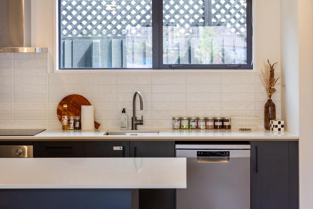 Tranquil 2 Bedroom Oasis, sleeps 6 - Resim 11