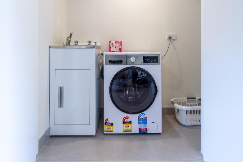 Tranquil 2 Bedroom Oasis, sleeps 6 - Resim 5