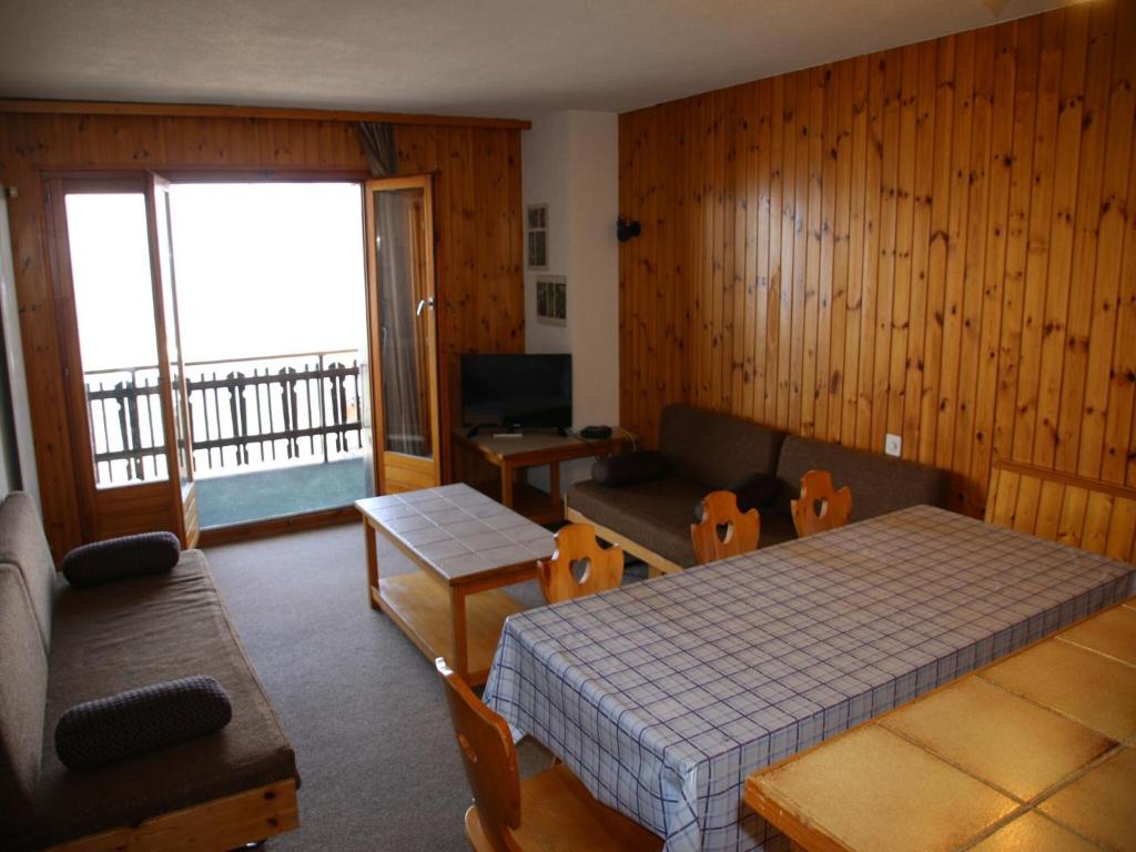 Inviting apartment in Veysonnaz