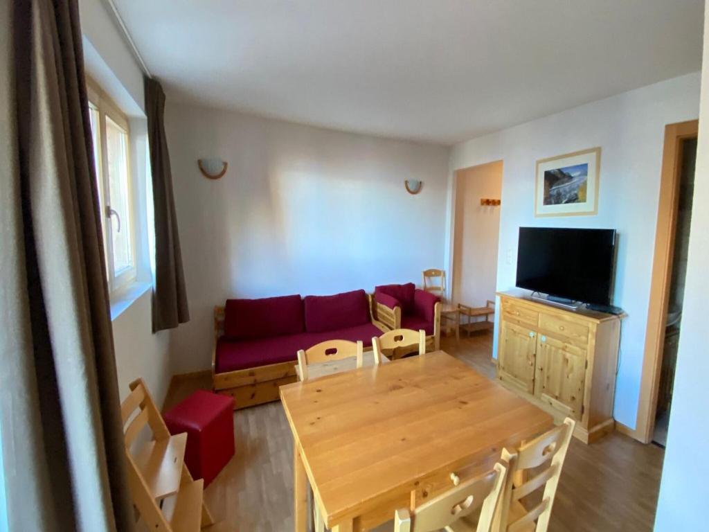 Lavish apartment with paid sauna