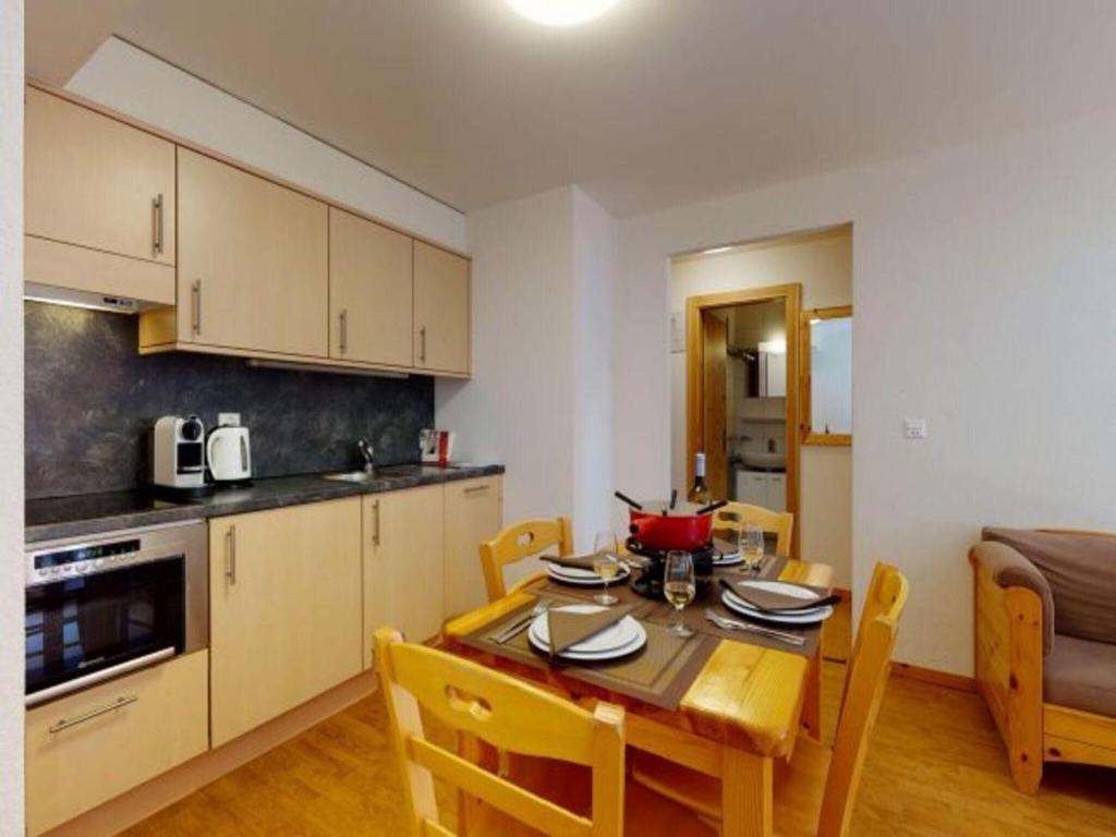 Snug apartment with balcony