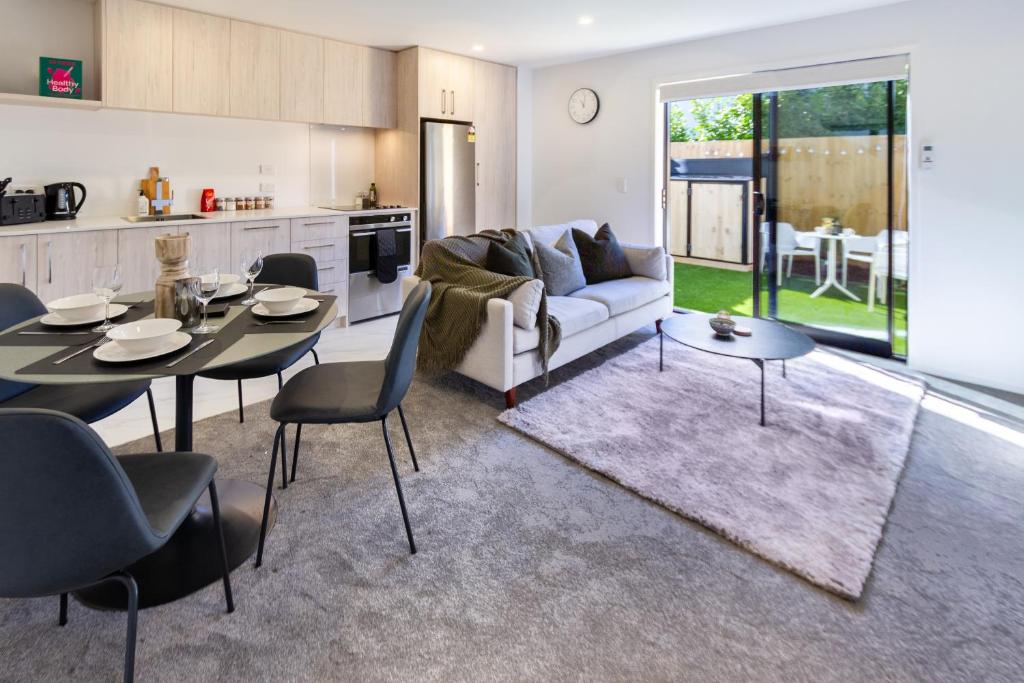 Discover Central City 4 Bed Retreat - Resim 1