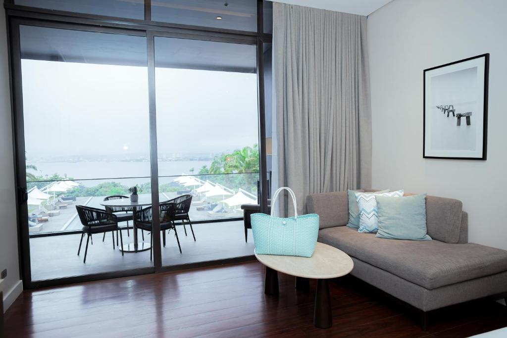 Stunning Ocean View Suite