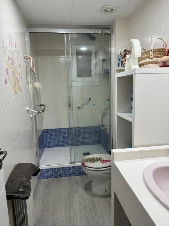 Koupelna v ubytování Habitación Amaya 2