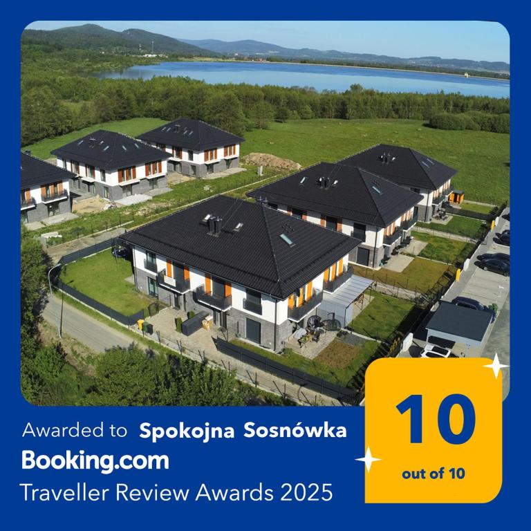 an image of a villa in spania sombinia at Spokojna Sosnówka in Sosnówka