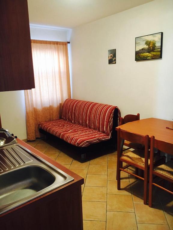 Agriturismo 'd Rainè - Habitación Cuádruple Con Cocina Americana