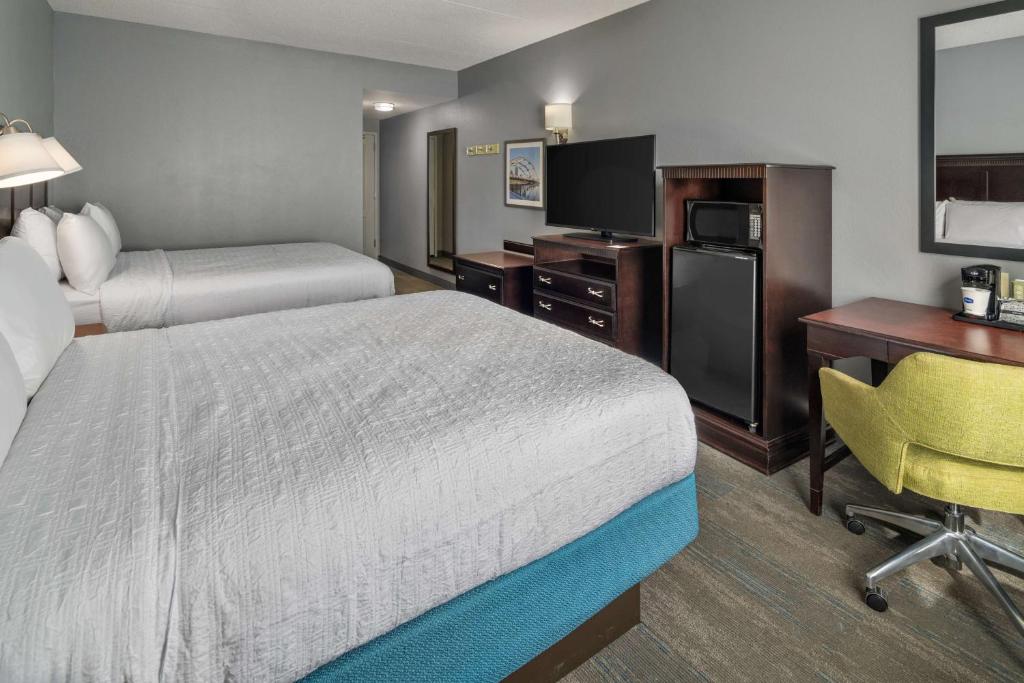 Postel nebo postele na pokoji v ubytování Hampton Inn Rochester - Irondequoit