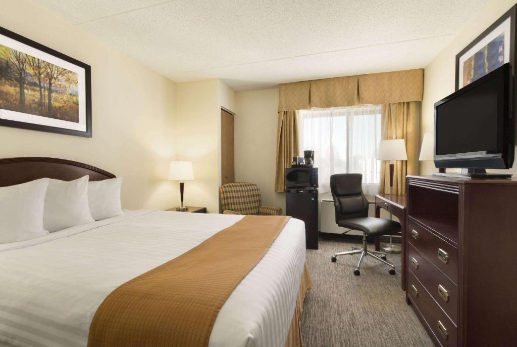 Travelodge by Wyndham Edmonton South - Resim 10