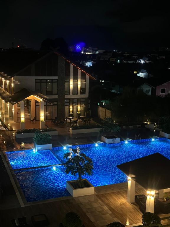 Bazén v ubytování Resort Vibes Fully Furnished Condo in Cebu nebo v jeho okolí