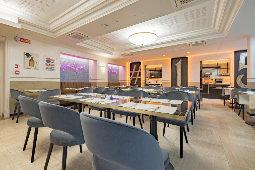 Posezení v ubytování Just Hotel Saronno